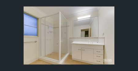 Neat 3 bedroom home! - Photo 5