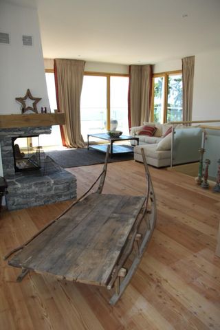 Beautiful 5.5-room penthouse apartment in duplex with large 360° terrace and spectacular view. - Photo 4