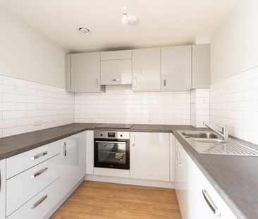 2 bedroom apartment to rent - Photo 6