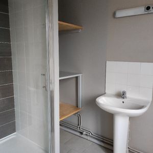 Location Appartement 2 pièces 45m² CLERES 76690 - Photo 2