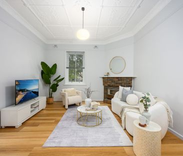 Charming Californian Bungalow with Self-Contained Studio - Photo 5