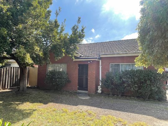 34 Main Street, Thomastown - Photo 1