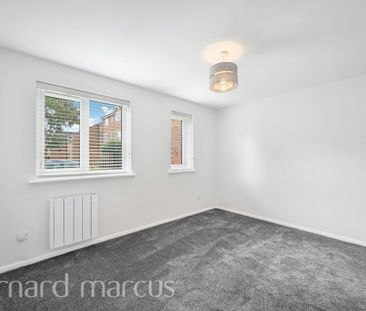 Redford Close - Photo 5