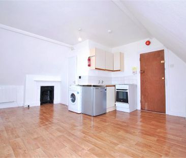 Studio to rent - Photo 4