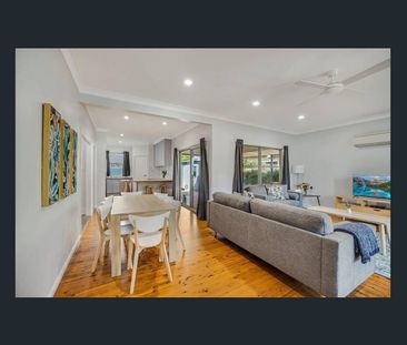 COMFORT MEETS CONVENIENCE - Photo 2