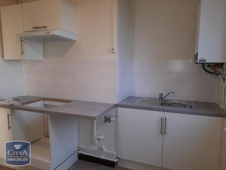 Location Appartement 4 pièces 63m² VILLEFRANCHE SUR SAONE 69400 - Photo 3