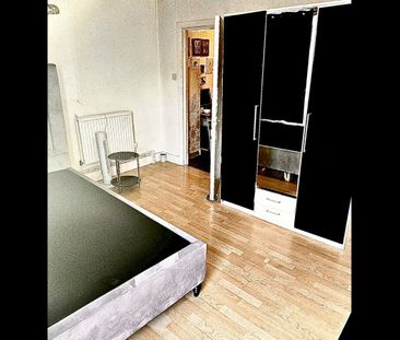 Room in a Shared Flat, Astbury Road, SE15 - Photo 5
