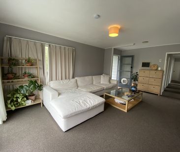 4 Bedrooms House for rent - Photo 1