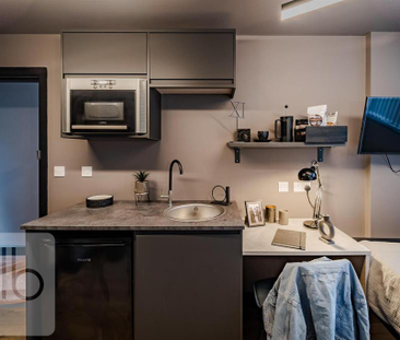 1 bedroom in a house share to rent - Photo 2