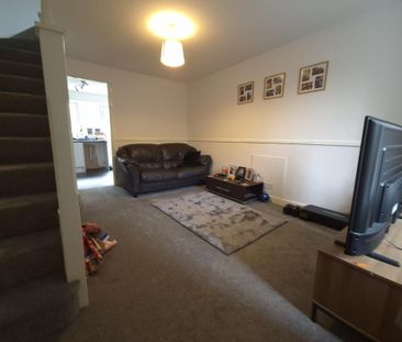 2 bedroom house to rent - Photo 1