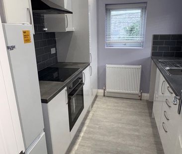 2 Bed Flat, London, E11 - Photo 6