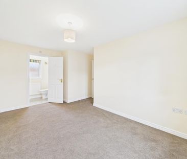 2 bedroom terraced house to rent - Photo 3