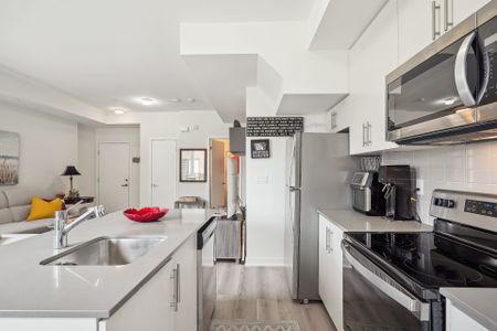 For Lease - 3409 Ridgeway Drive Unit# 35, Mississauga, Ontario - Photo 3