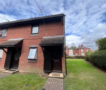 2 bedroom maisonette to rent - Photo 4