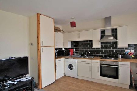 High Street, BS15 - Photo 5