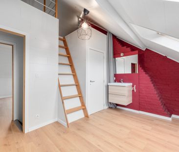 Zeer ruime 4 Slaapkamerwoning met tuin in Gent te huur - Photo 1