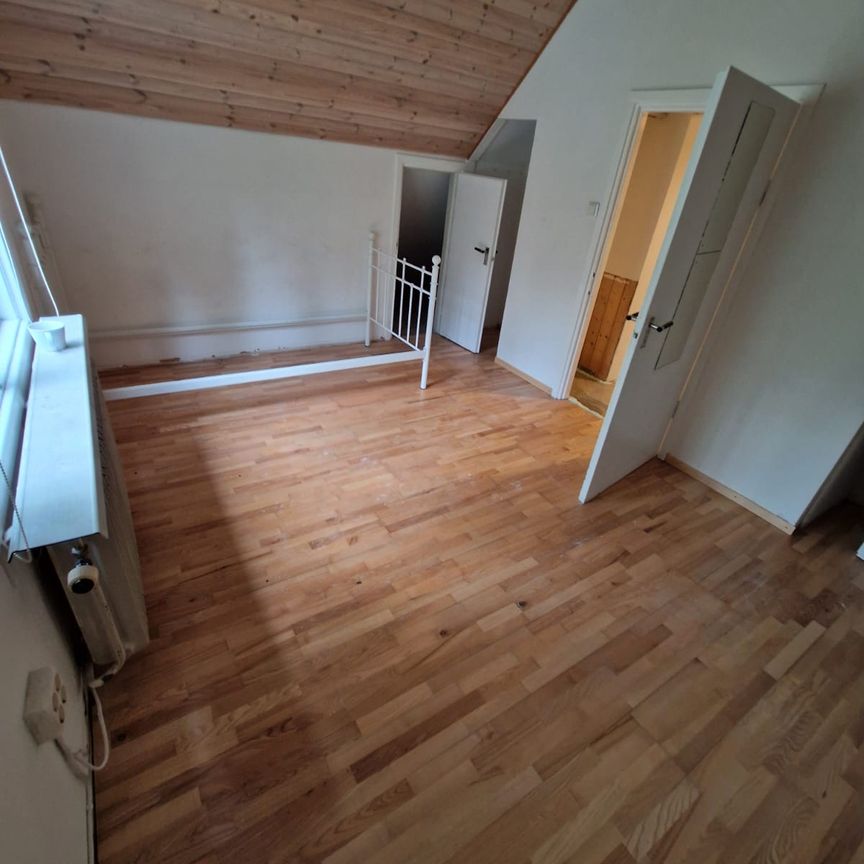 Himmelsbodavägen, Tumba - Foto 1