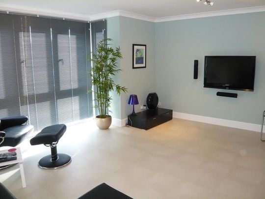 4 bedroom townhouse to rent - Photo 1