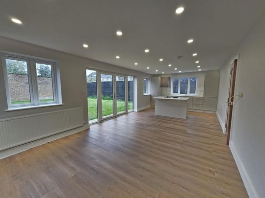 2 bedroom detached house to rent - Photo 1