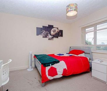 Cliveden Close, Allington, Maidstone, Kent, ME16 - Photo 3