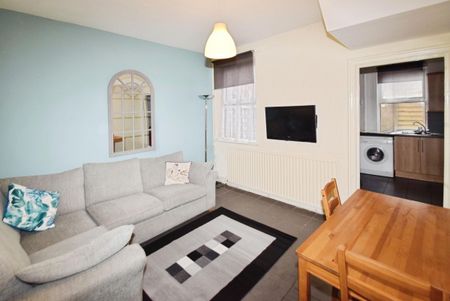 3 bedroom house share to rent - Photo 2