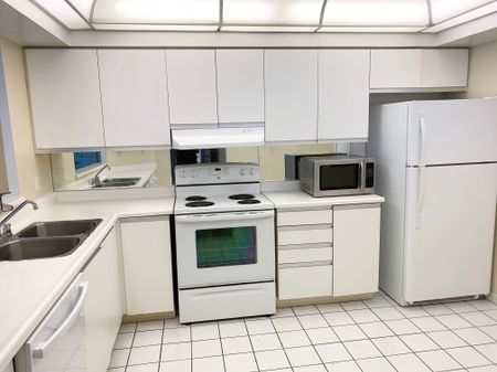 For Lease - 1121 Steeles Avenue Unit# 208, Toronto, Ontario - Photo 2