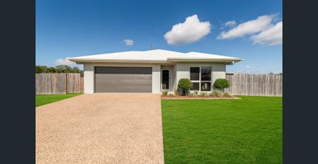 Work, Play, and Power Your Way – Four-Bedroom Home with Solar & Shed! - Photo 3