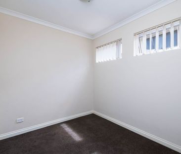 CONVENIENT, LOW-MAINTENANCE LIVING! - Photo 6