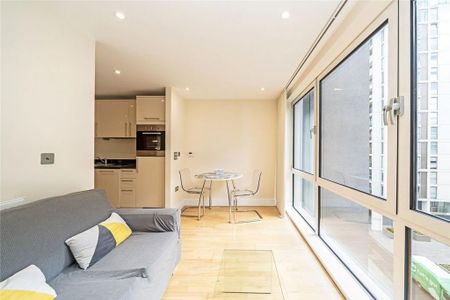 Studio to rent - Photo 2