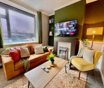 2 bedroom terraced house to rent - Photo 2