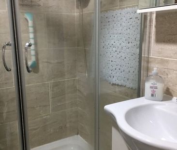 Studio Flat, Lea Yield Close, B30 - Photo 6