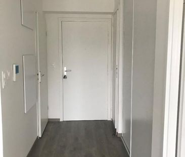 Location Appartement 2 pièces 41m² ST LEGER DU BOURG DENIS 76160 - Photo 6