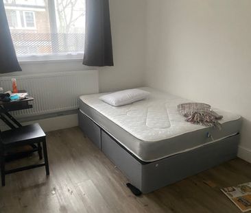 5 Bed Maisonette, Priory Court, SE15 - Photo 3