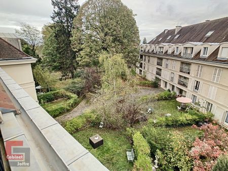 Location Appartement 4 pièces 80m² FONTAINEBLEAU 77300 - Photo 4