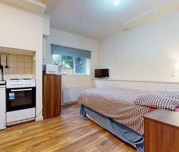 Studio Flat, Chatsworth Road, NW2 - Photo 1