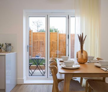 2 bedroom townhouse to rent - Photo 4