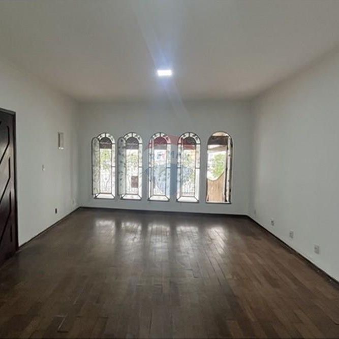 Sobrado para locação / Vila Invernada / 3 quartos / 4 banheiros / 2 vagas - Foto 1
