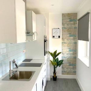 Studio to rent - Photo 2