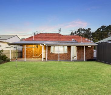 3 Bedroom Home - Photo 2