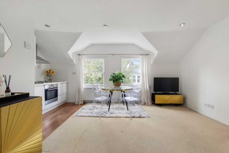1 bedroom flat to rent - Photo 3