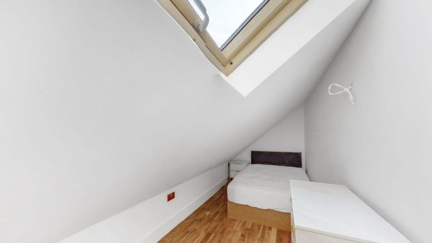 Mora Road, London - Photo 1