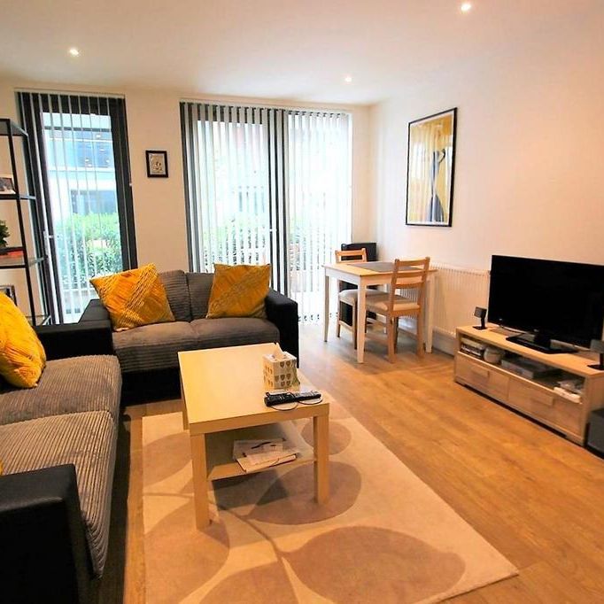 1 bedroom flat to rent - Photo 1