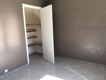 Location Appartement 3 pièces 62m² VALENCE 26000 - Photo 2