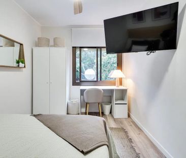 Carrer de Calderón de la Barca, Barcelona, Catalonia 08032 - Photo 5