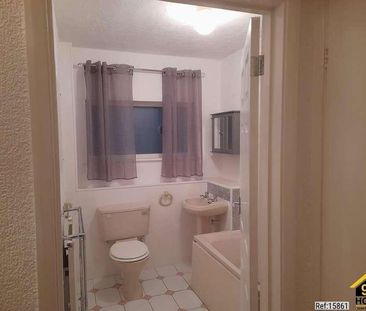 Halpin Close, Reading, Berkshire, RG31 - Photo 3