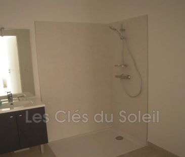Location appartement 2 pièces 40 m² Toulon - Photo 1