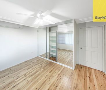 Spacious & Stylish Home with Studio - Ideal Family Living - Photo 5