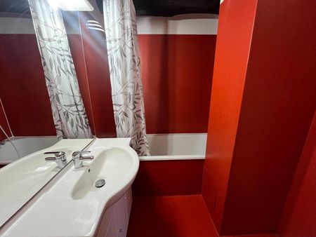 Location Appartement 3 pièces 69m² ALBI 81000 - Photo 4