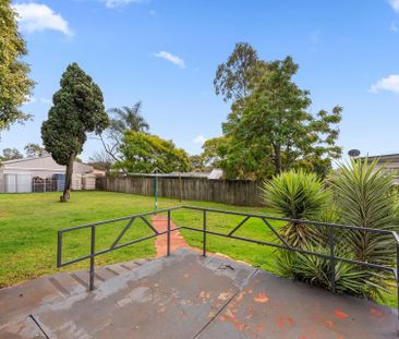 11 Second Avenue, HARRISTOWN - Photo 3