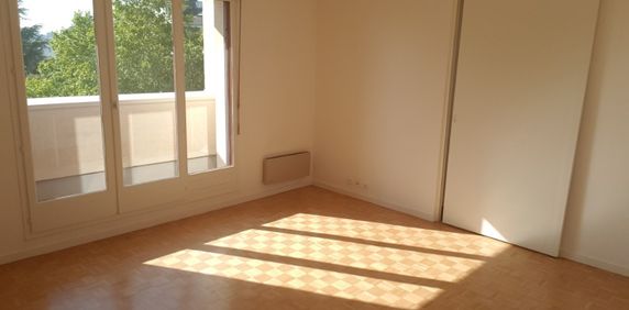 Appartement 1 pièces – rue Léon Boyer - Photo 2